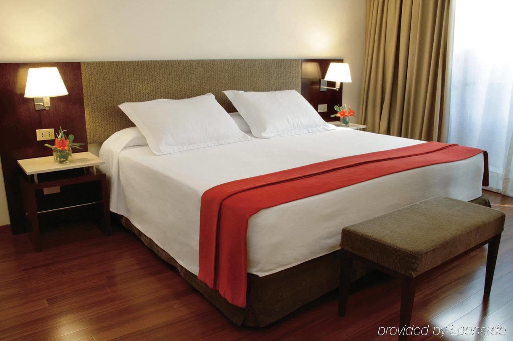 Nh Buenos Aires Florida Hotell Eksteriør bilde
